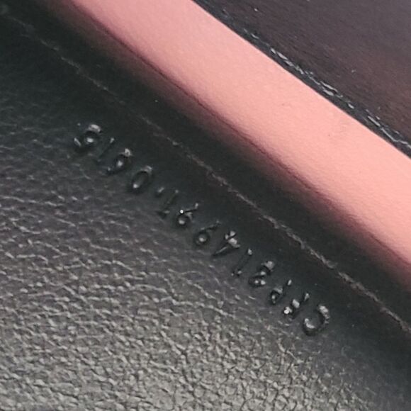 💯 Authentic YSL Wallet 🍀 - Picture 12 of 12